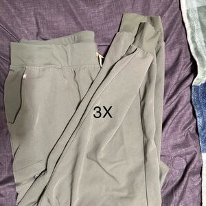 Figs scrub set/3X/olive green